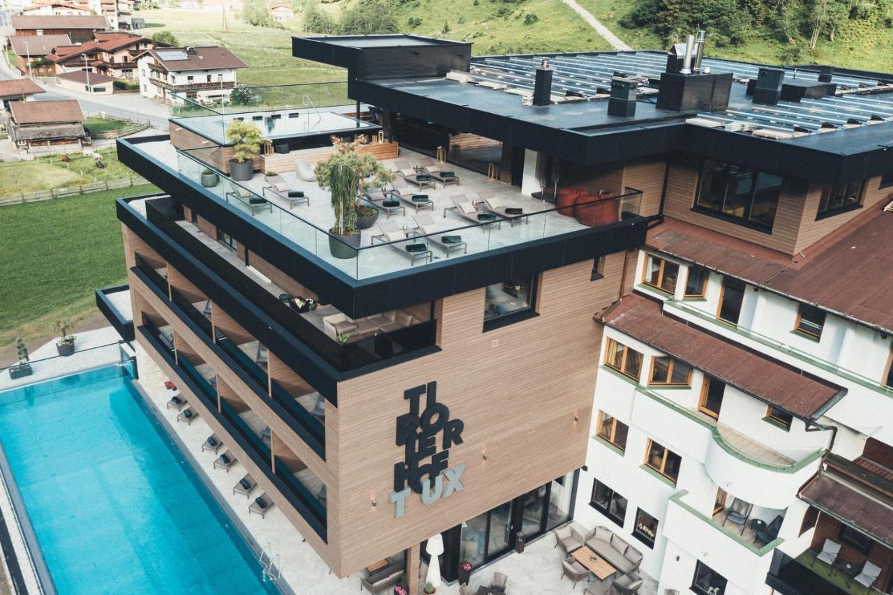 Hotel Tirolerhof 4 Sterne Superior Tux Bagian luar foto